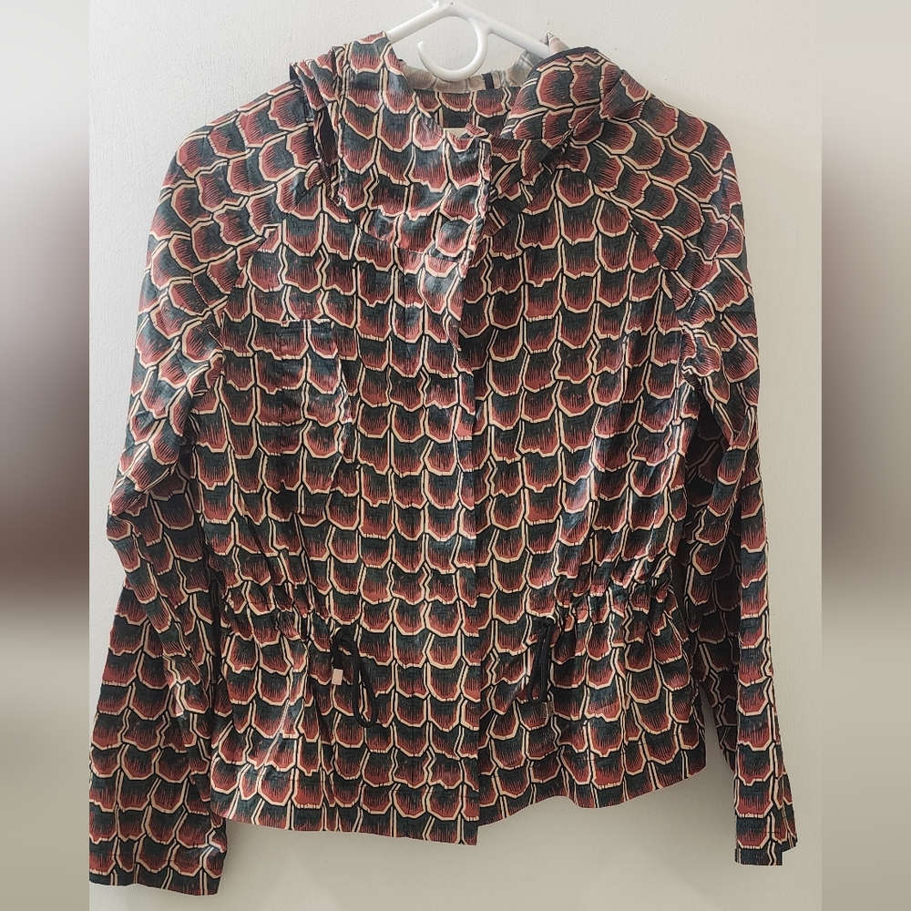 Uteqüe Stylish Women's Multicolor Jacket, Size‎ Small.